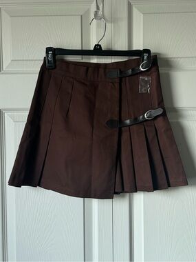 Brown Pleated Mini Skirt with Buckle Straps